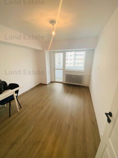 Victoriei (450 m metrou) apartament 4 camere